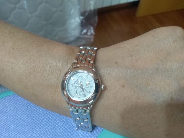 Conjunto relojes hombre /mujer nuevo