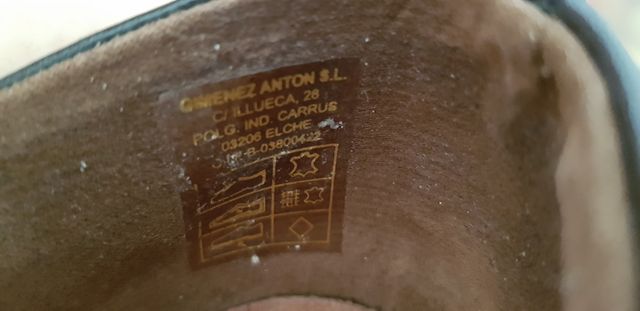 Zapatos negros piel nuevos