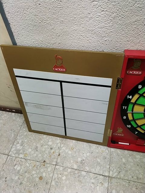 Diana para dardos Ron Cacique