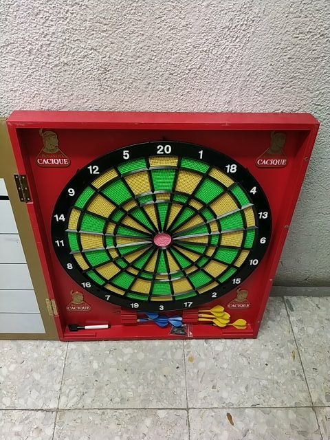 Diana para dardos Ron Cacique