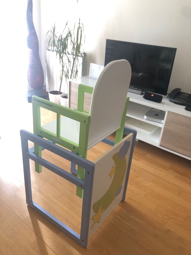 Trona convertible mesa y silla MICUNA