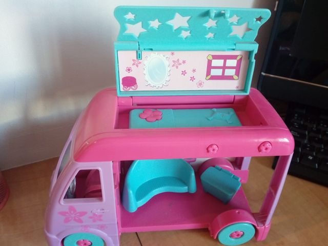 Polly Pocket, muñecas, autocaravana, complementos
