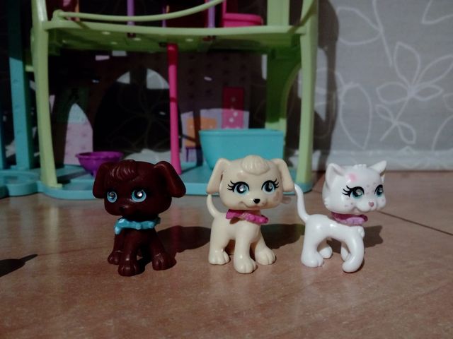 Polly Pocket, muñecas, autocaravana, complementos