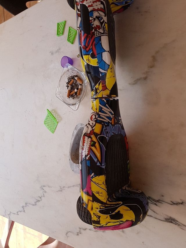 Skateboard hoverboard