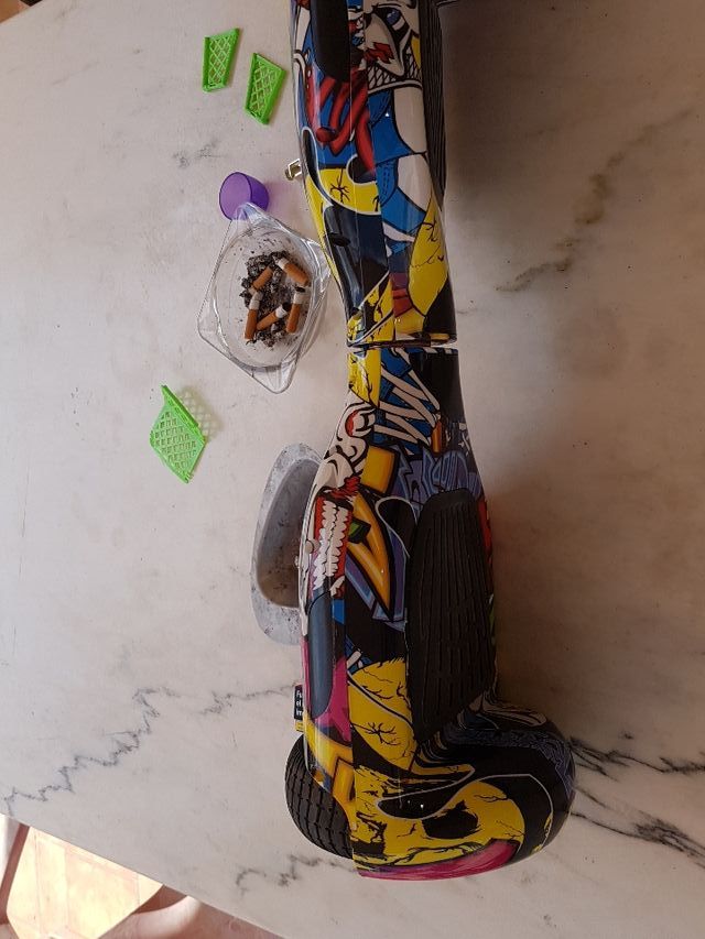 Skateboard hoverboard