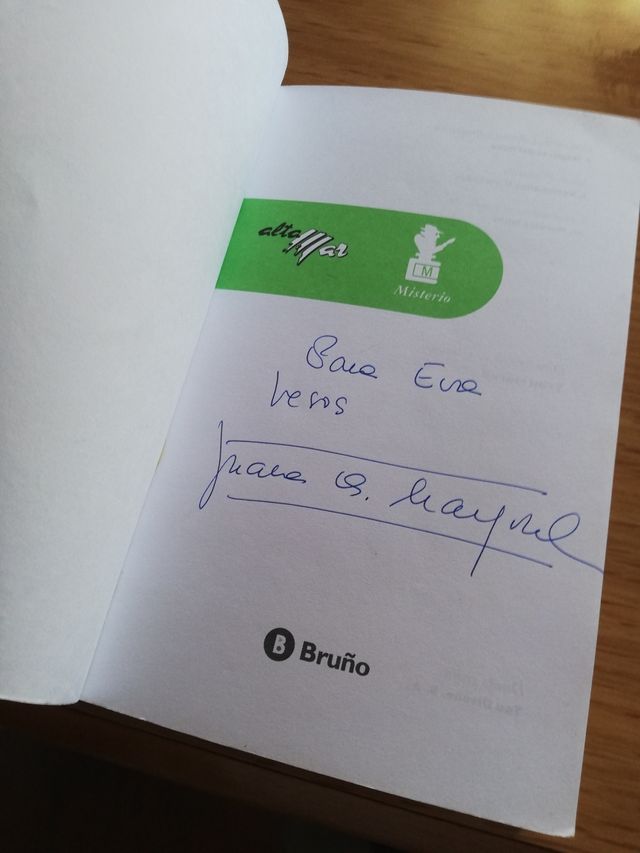 Tres monedas de un penique. Juana Aurora Mayoral.