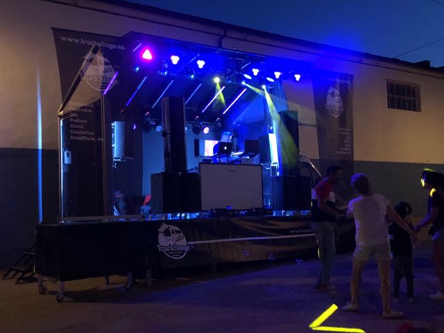 Camión escenario disco móvil