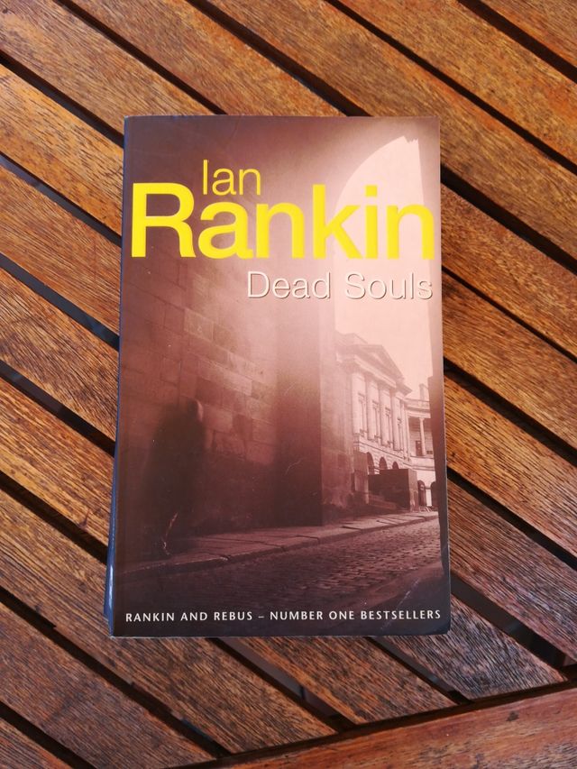 libro inglés. Ian Rankin, Dead Souls