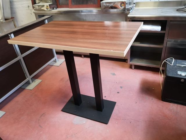 mesas altas NOËL restaurantes