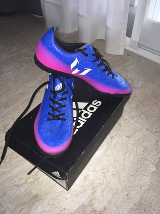 botas de futbol messi multitacos