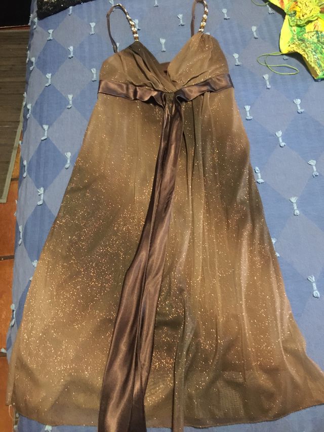 4 Vestidos fiesta por 32 €