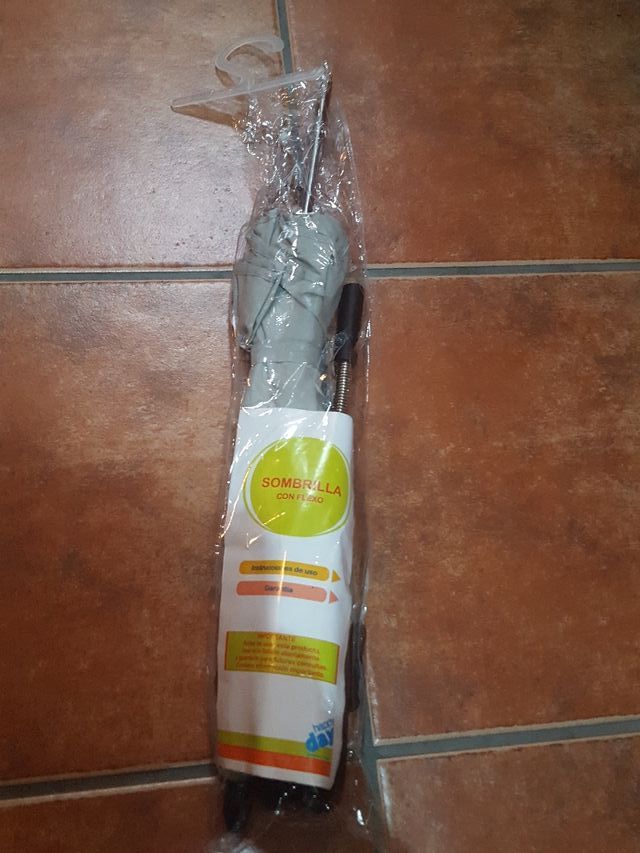 sombrilla universal para silla o carro