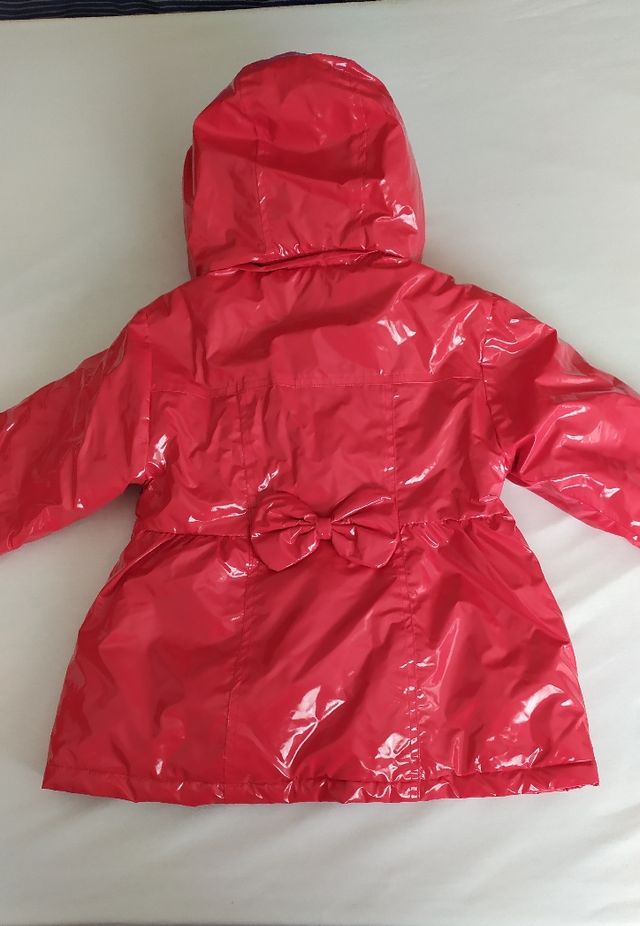 Impermeable rojo charol T 2 años Minnie