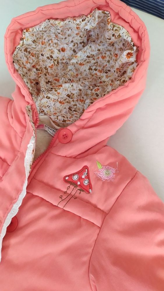 Chaqueta color salmón niña T 110