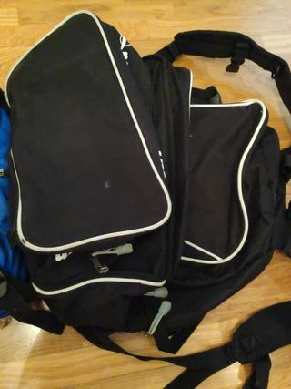Mochila Rasan con zapatillero (urge MUDANZA) de segunda mano por 10 EUR en  Meco en WALLAPOP