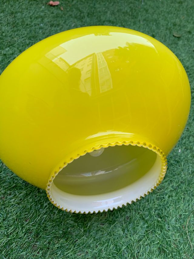 Lampara vintage amarilla