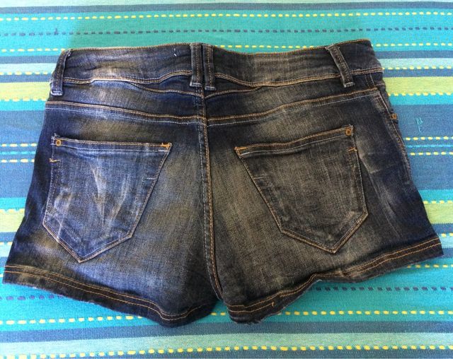 Pantalón vaquero corto
