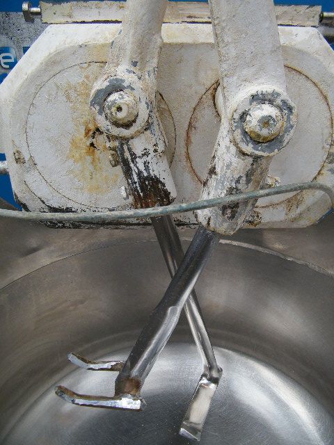 AMASADORA DE PAN P.PRAT 70KILOS