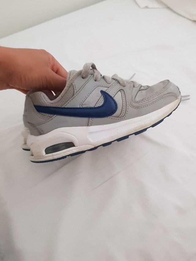 carpeta caballo de Troya vehículo Zapatilla deportiva Nike Air talla 28 de segunda mano por 10 € en Getxo en WALLAPOP carpeta caballo de Troya vehículo Zapatilla deportiva Nike Air talla 28 de segunda mano por 10 € en Getxo en WALLAPOP