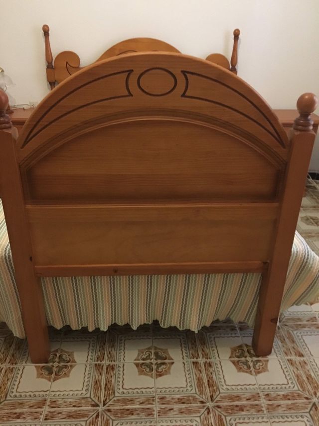 CABECERO MADERA MACIZA DE CAMA INDIVIDUAL