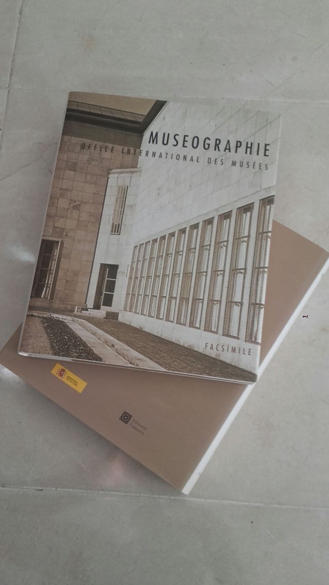 Actas de Museografia Madrid 1934. 2 volúmenes.