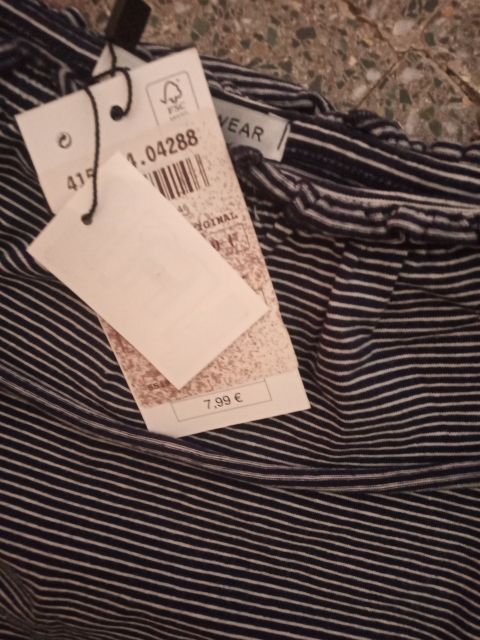 camiseta hombros nueva