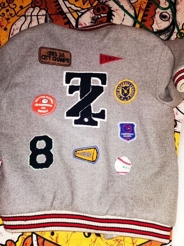 Cazadora universitaria Zara chica