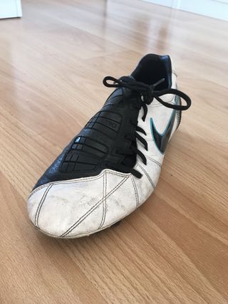 botas futbol 11 nike