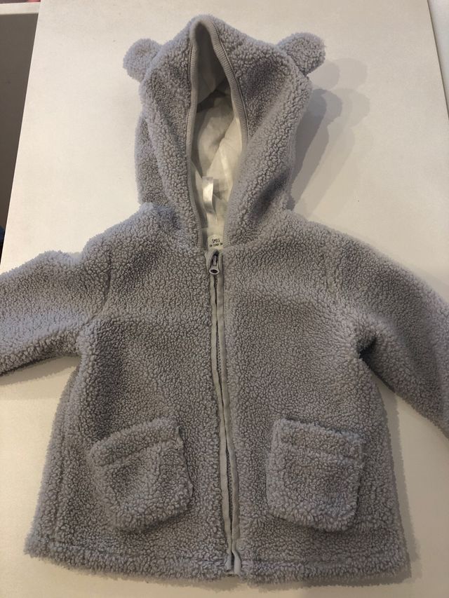 Abrigo bebé con capucha