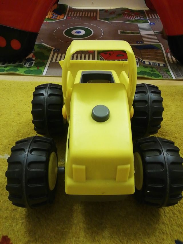 Excavadora de juguete.