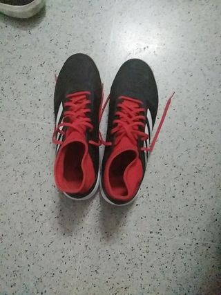 predator 18.3 negras