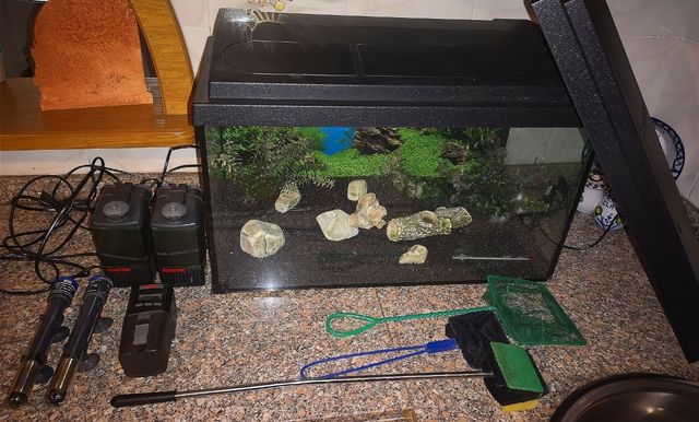 ACUARIO COMPLETO Negociable