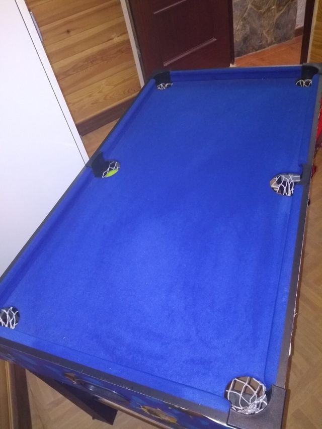 Se Vende Futbolín Billar Y Más Juegos Todo En Uno De Segunda Mano Por 100 En Chiclana De La Frontera En Wallapop
