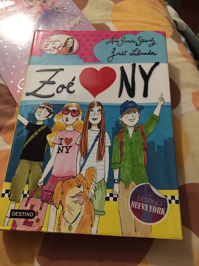 Libro Zoe NY