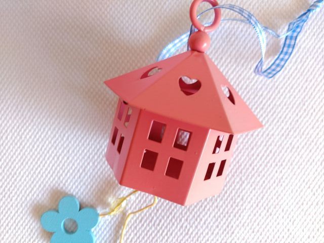 Casita decorativa para colgar
