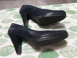 Zapatos Plataforma Azul Marino. Seminuevos de segunda mano por 10 EUR en  Madrid en WALLAPOP