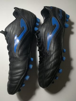botas futbol cesped