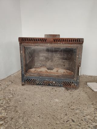 Chimenea de hierro fundido de segunda mano en WALLAPOP