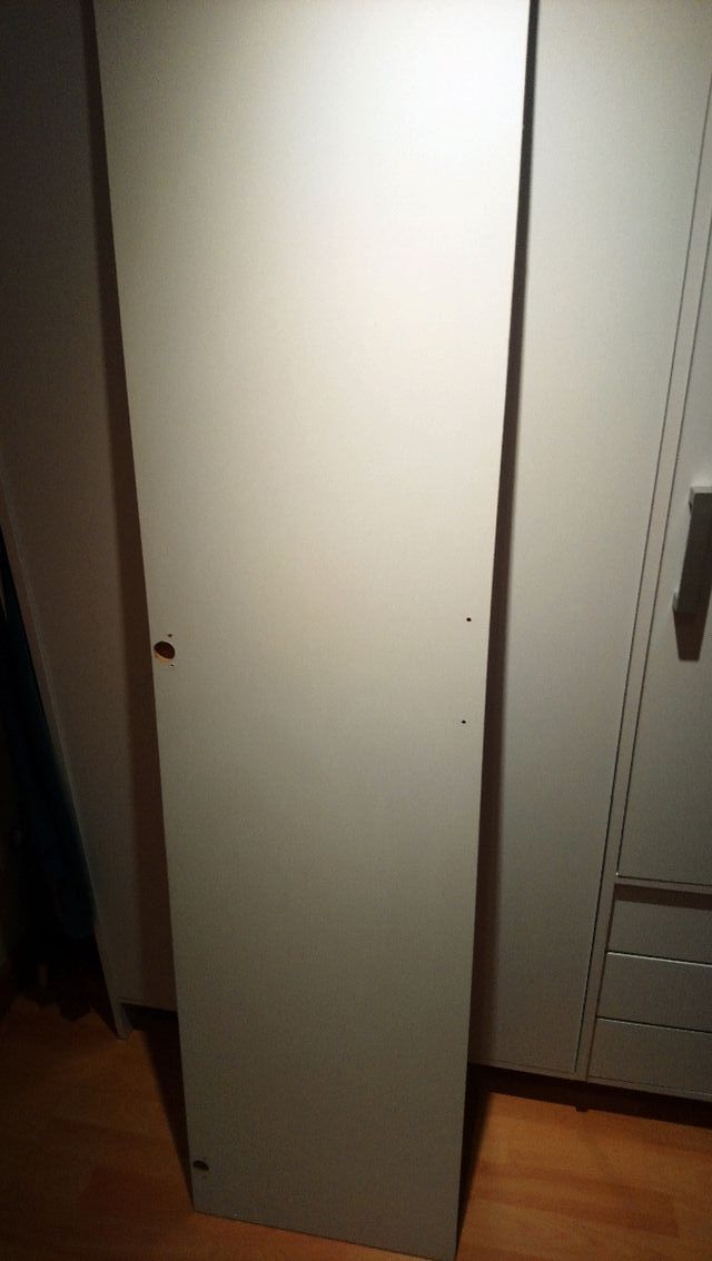 Puertas armario blancas de segunda mano por 8 € en Valencia en WALLAPOP