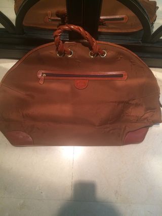 Bolsa de Viaje Salvador Bachiller de segunda mano por 80 EUR en Madrid en  WALLAPOP