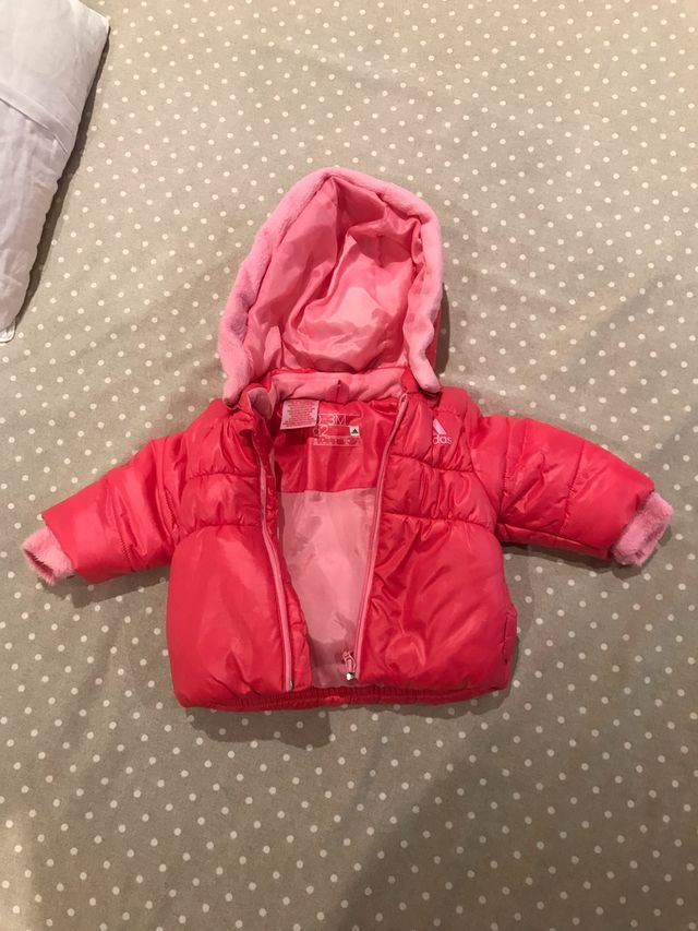 después del colegio farmacéutico bar Vendo plumas de niña adidas de segunda mano por 10 € en Madrid en WALLAPOP después del colegio farmacéutico bar Vendo plumas de niña adidas de segunda mano por 10 € en Madrid en WALLAPOP