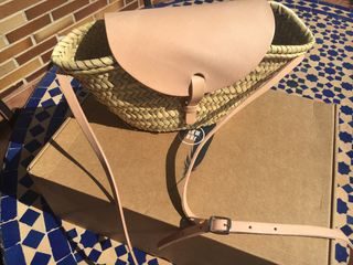 Bolso Capazo con solapa Slow love de segunda mano por 20 EUR en Madrid en  WALLAPOP