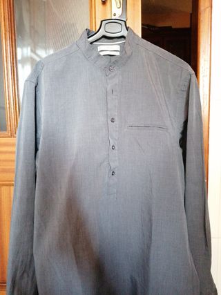 CAMISA MANGO HOMBRE de segunda mano por 5 € en Madrid en Camisa hombre manga larga JULES de segunda mano por 5 € en