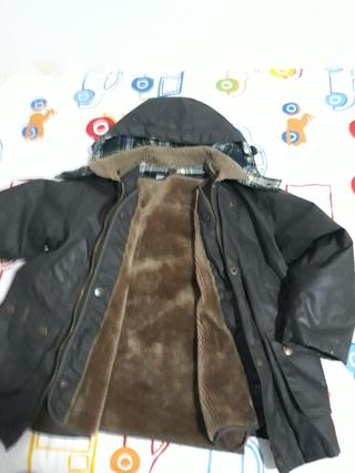 Parka tipo barbu. Marca BTS el corte ingles de segunda mano por 10 EUR en  Sevilla en WALLAPOP