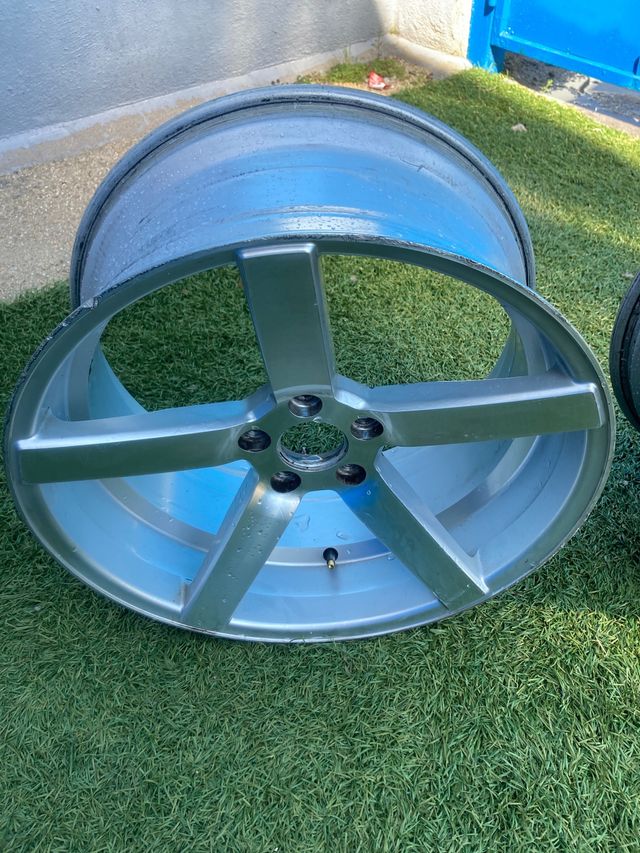 Vendo llantas 19"