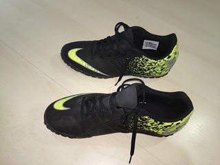 nike botas futbol cesped artificial