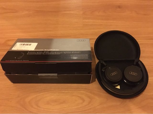 Cascos inalámbricos AUDI sin estrenar
