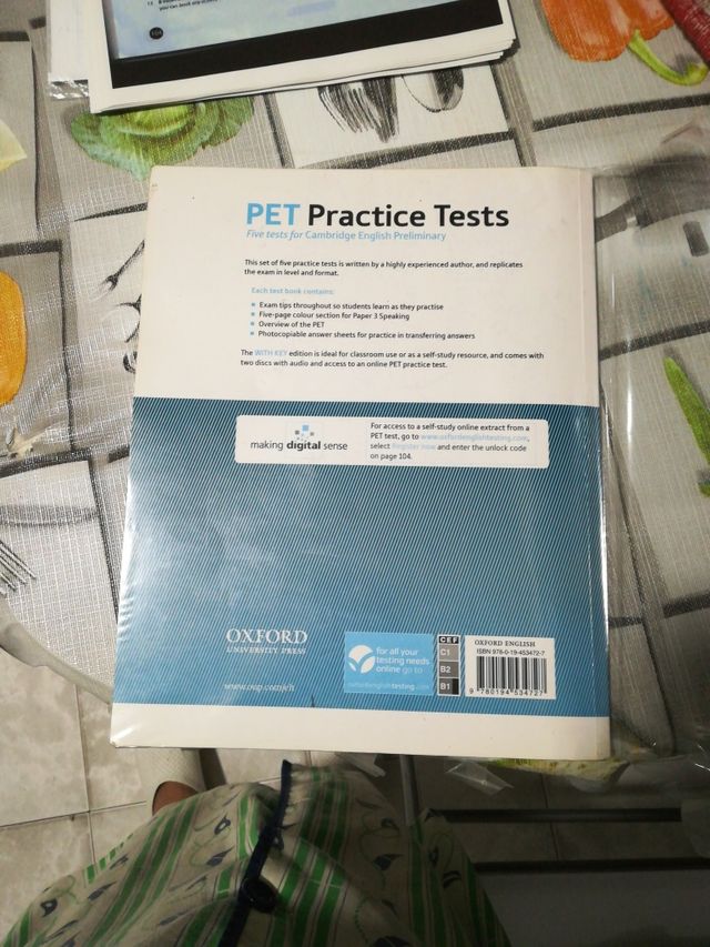 Test pratici per animali domestici. Editoria di Oxford