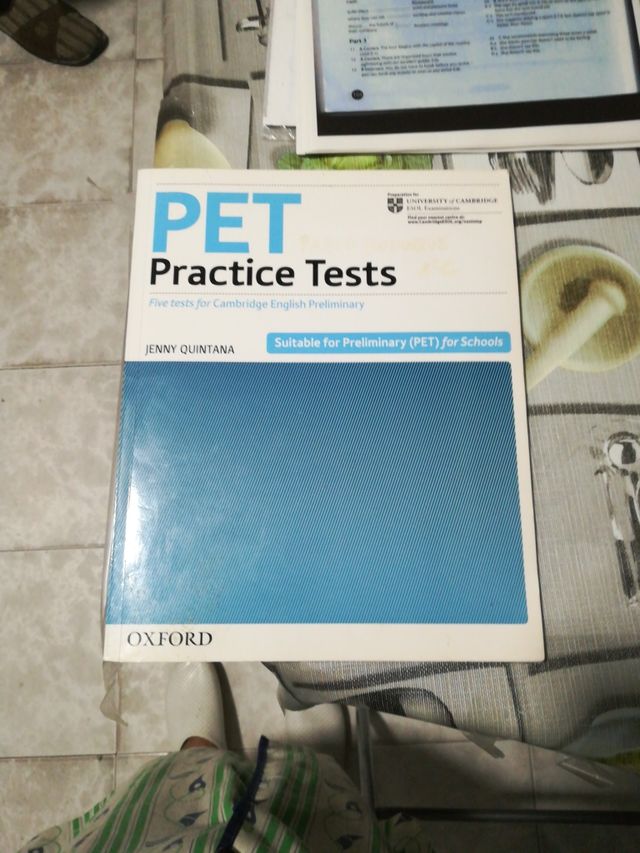 Test pratici per animali domestici. Editoria di Oxford
