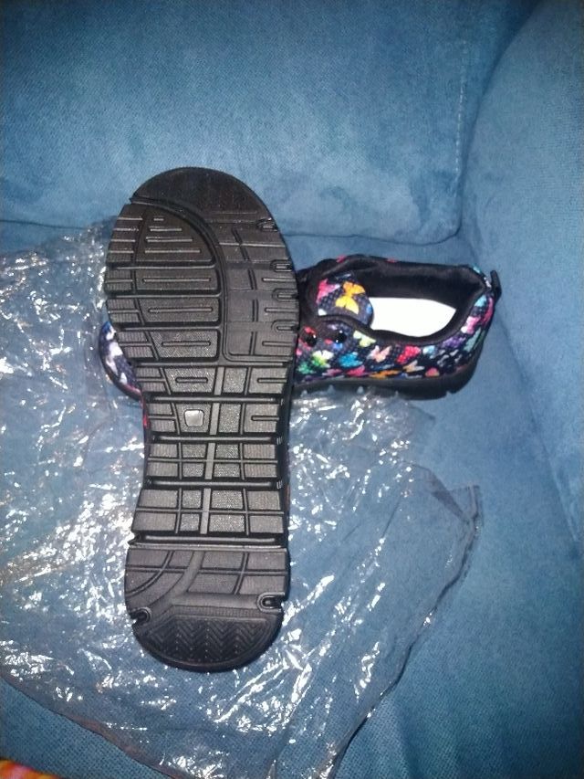 zapatillas-tenis mariposas nuevas